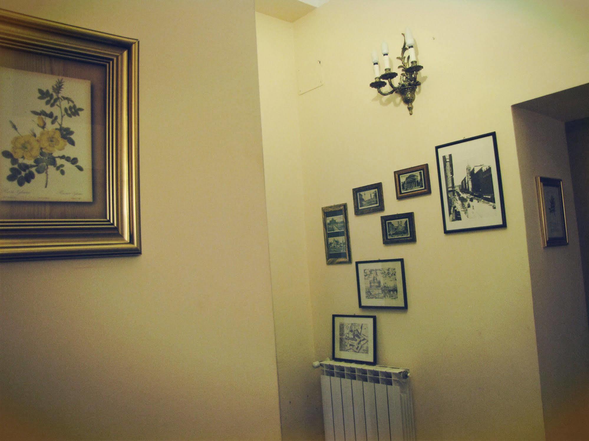 Bed and Breakfast Claudia House Roma Termini Exterior foto